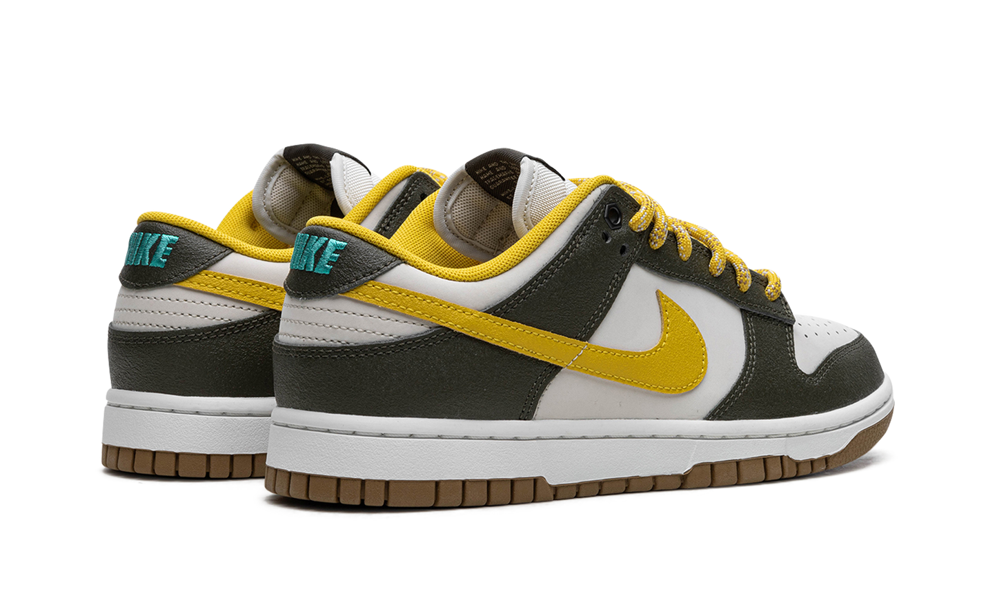 Dunk Low "Cargo Khaki / Vivid Sulfur"