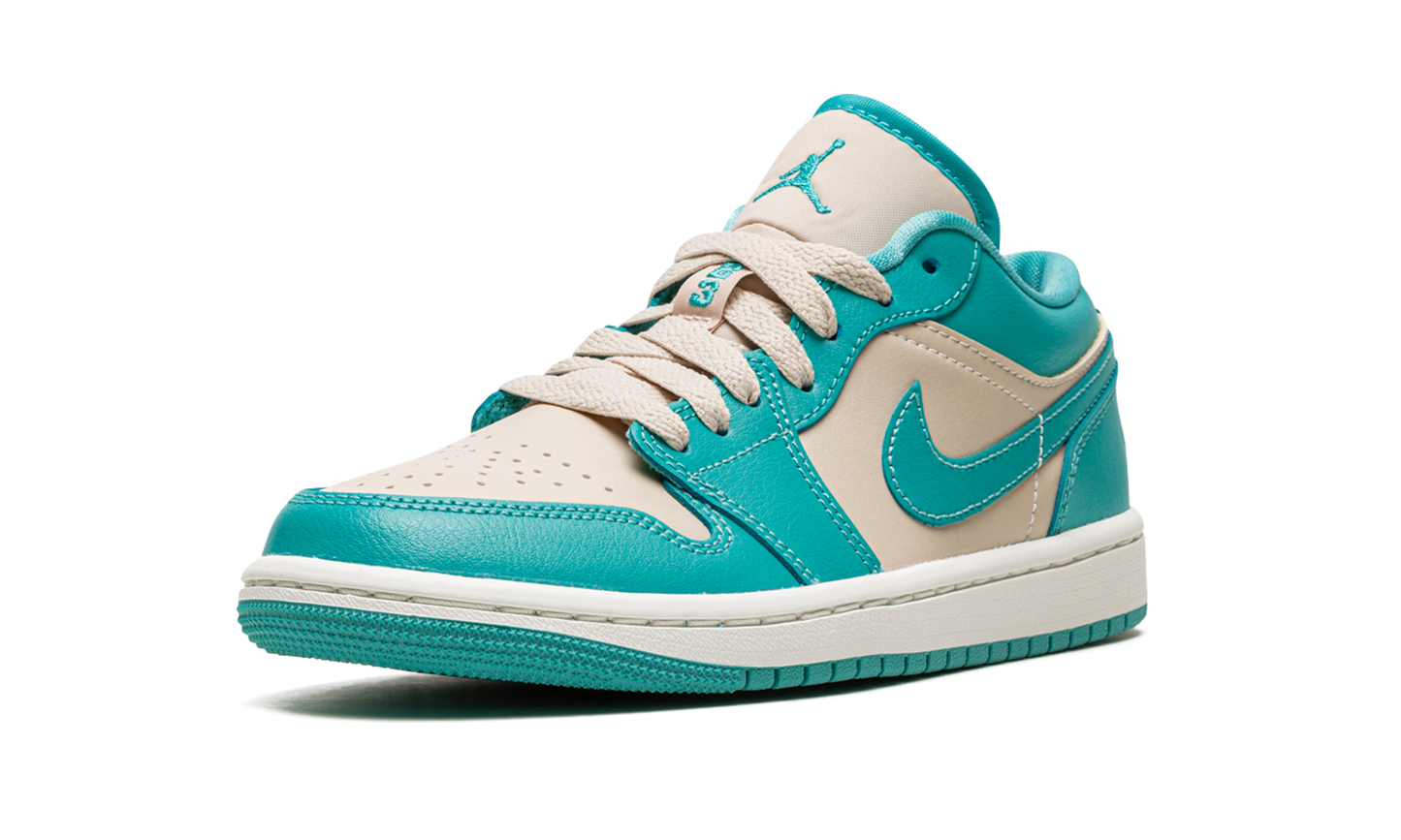 Air Jordan 1 Low WMNS "Tropical Teal"