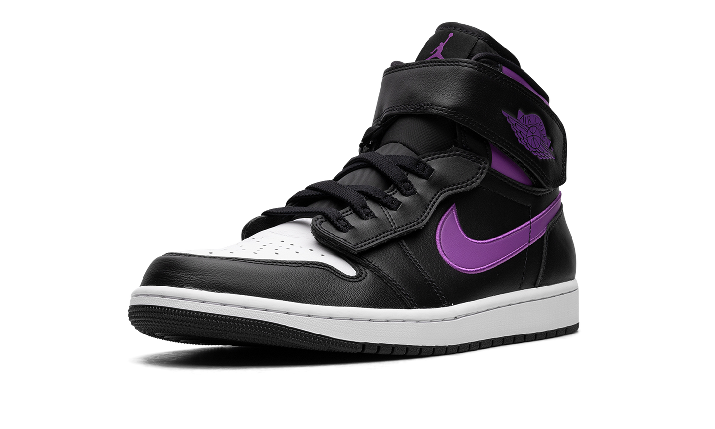 Air Jordan 1 Hi Flyease "Wild Berry"