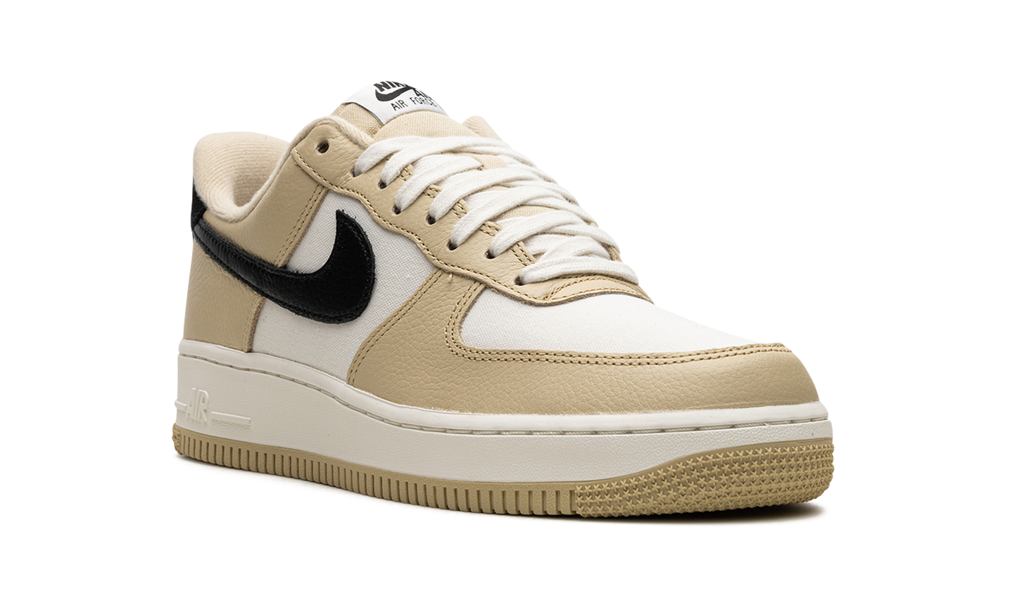 Air Force 1 '07 LX Low "Team Gold"