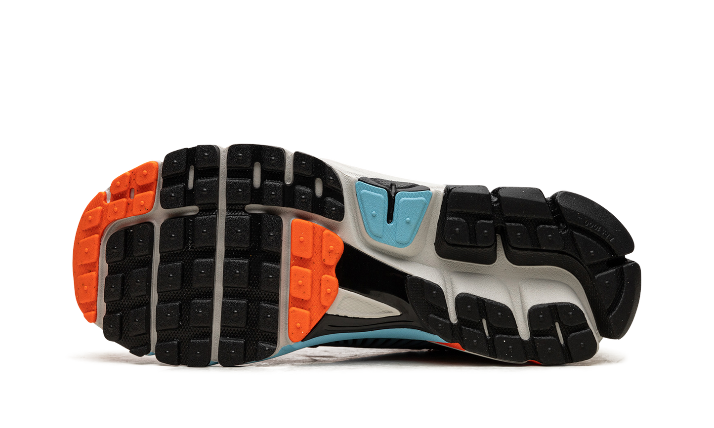 ZOOM VOMERO 5 WMNS "Black/Blue Gaze"