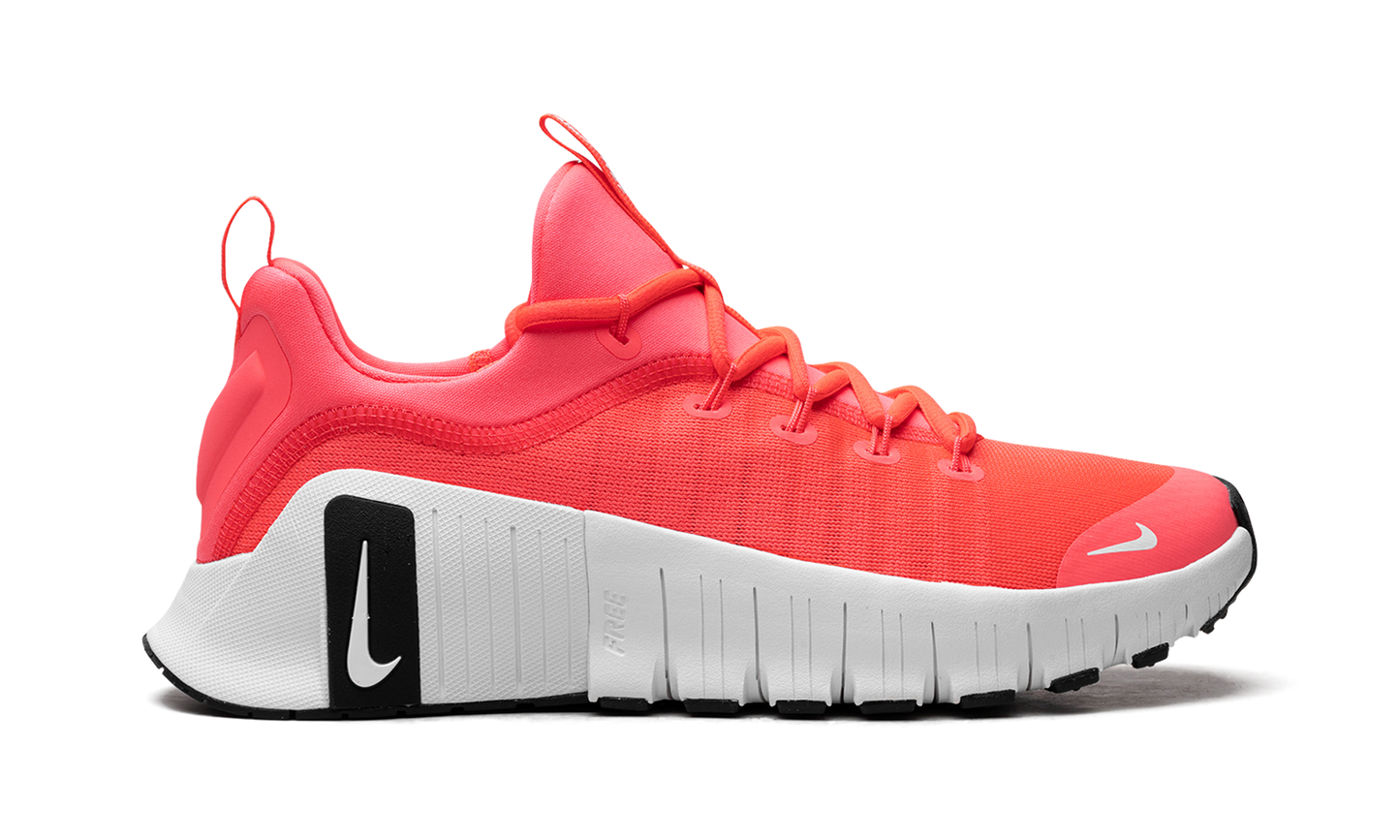 Free Metcon 6 WMNS "Hot Punch"
