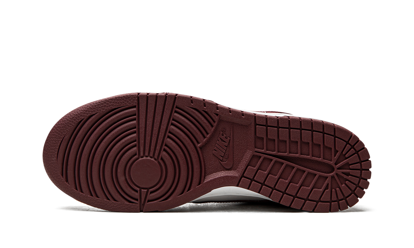 DUNK LO MNS WMNS "Dark Beetroot"