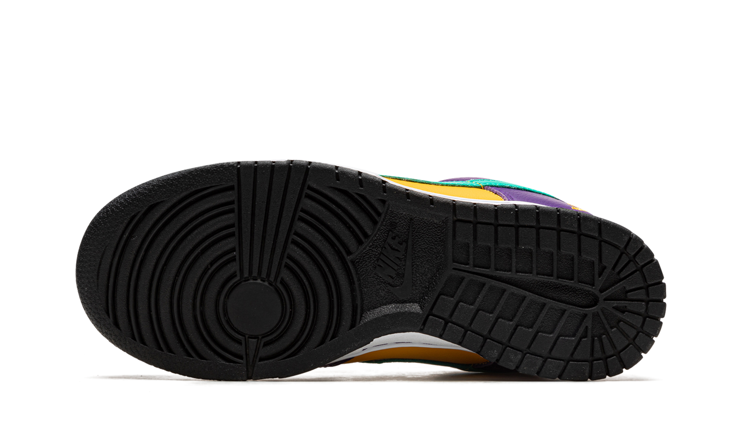 DUNK LOW WMNS "Lisa Leslie"