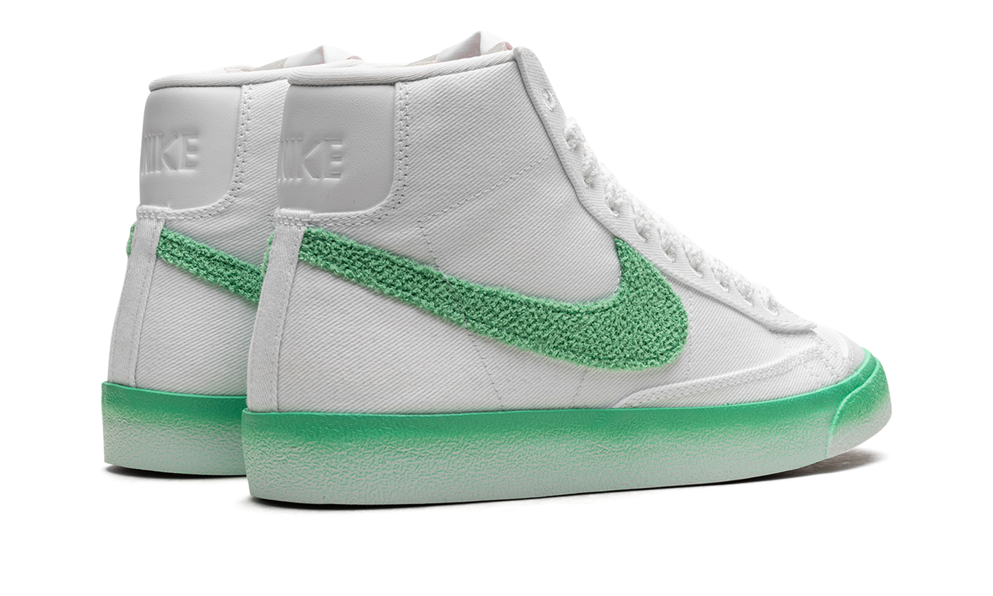 BLAZER MID '77 WMNS "Green Fade"
