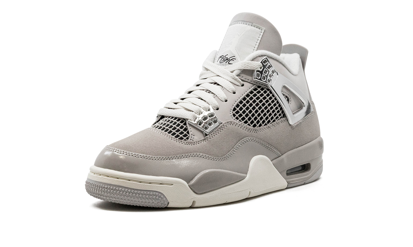 Air Jordan 4 WMNS "Frozen Moments"