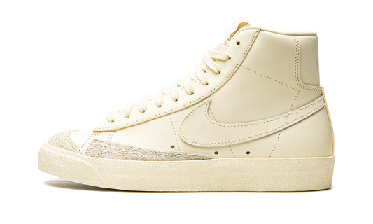 BLAZER MID 77 MNS WMNS "Coconut Milk"