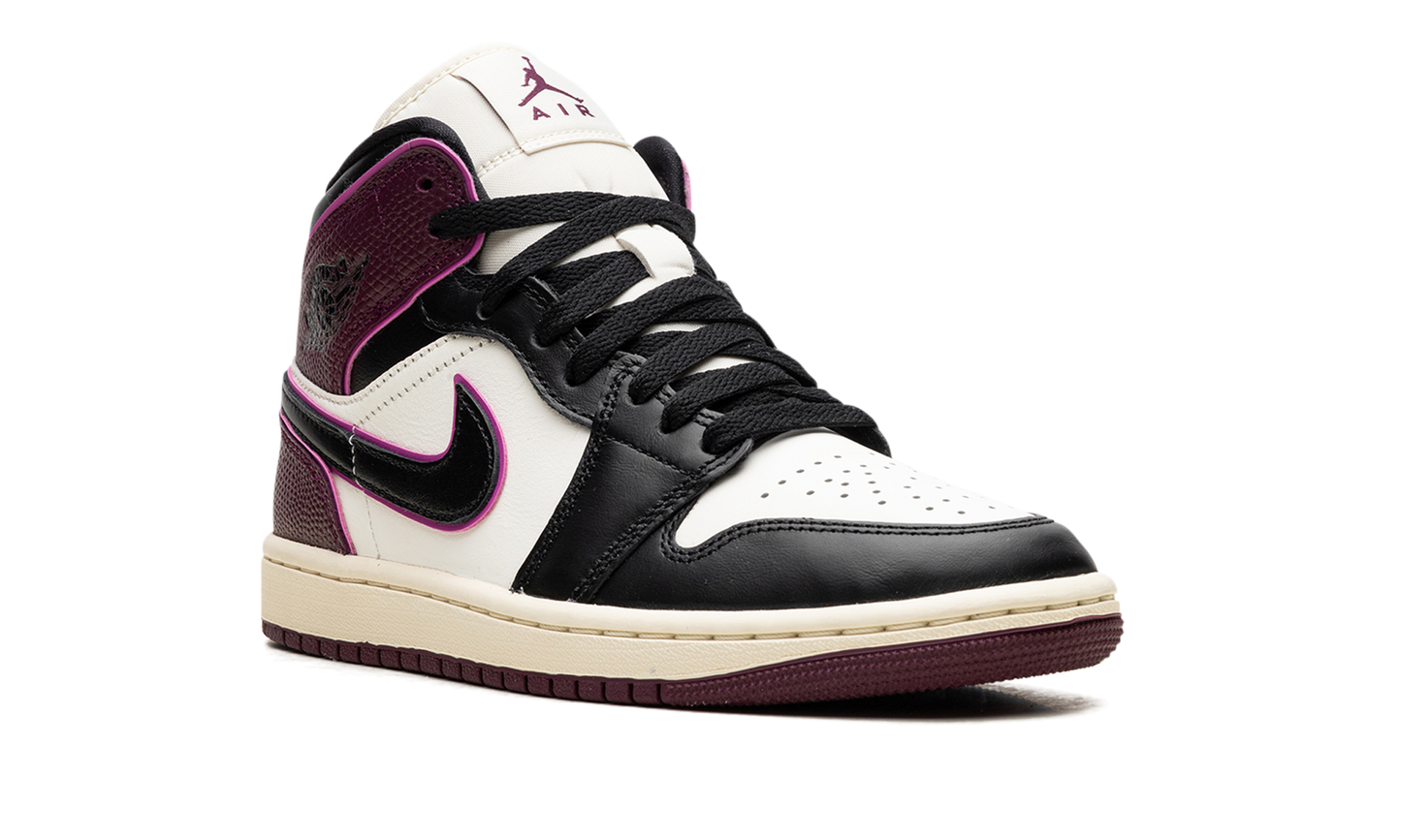 Air Jordan 1 "Bordeaux"