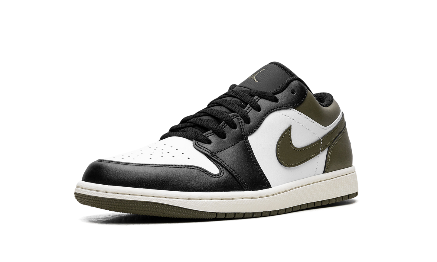 Air Jordan 1 Low "Black Toe Medium Olive"