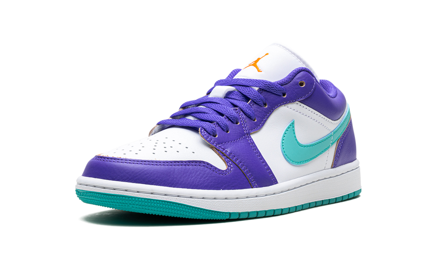 Air Jordan 1 "Hornets"