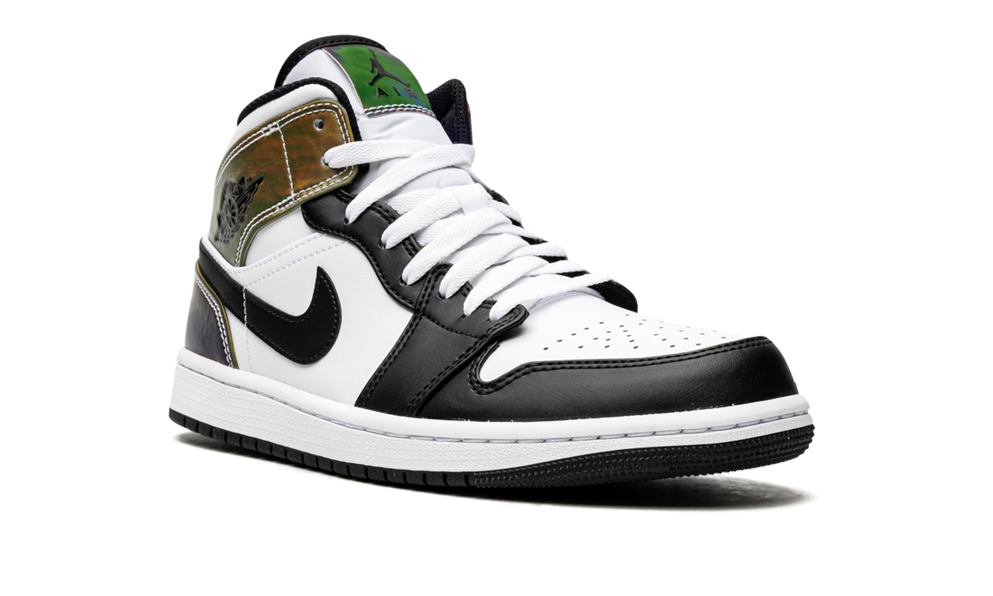 Air Jordan 1 Mid SE "Heat Reactive"