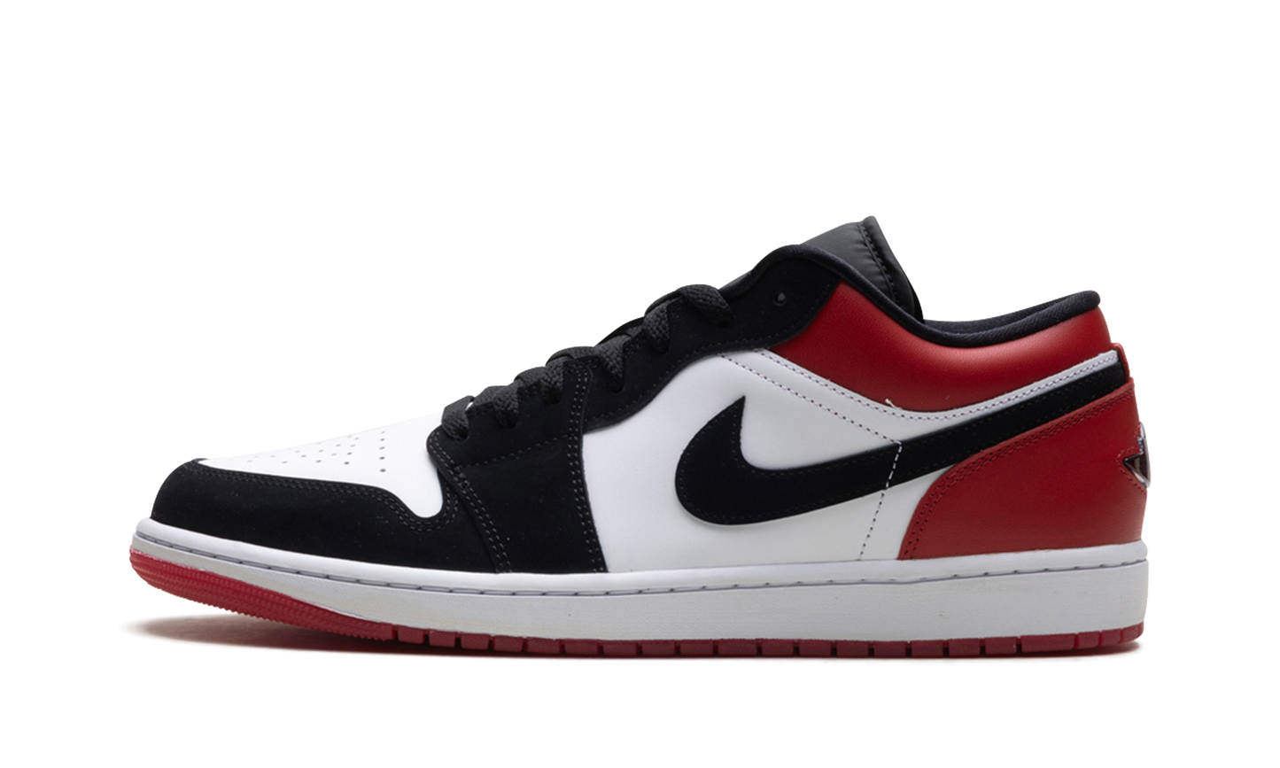 Jordan 1 Low SE "Black Toe (2025)"