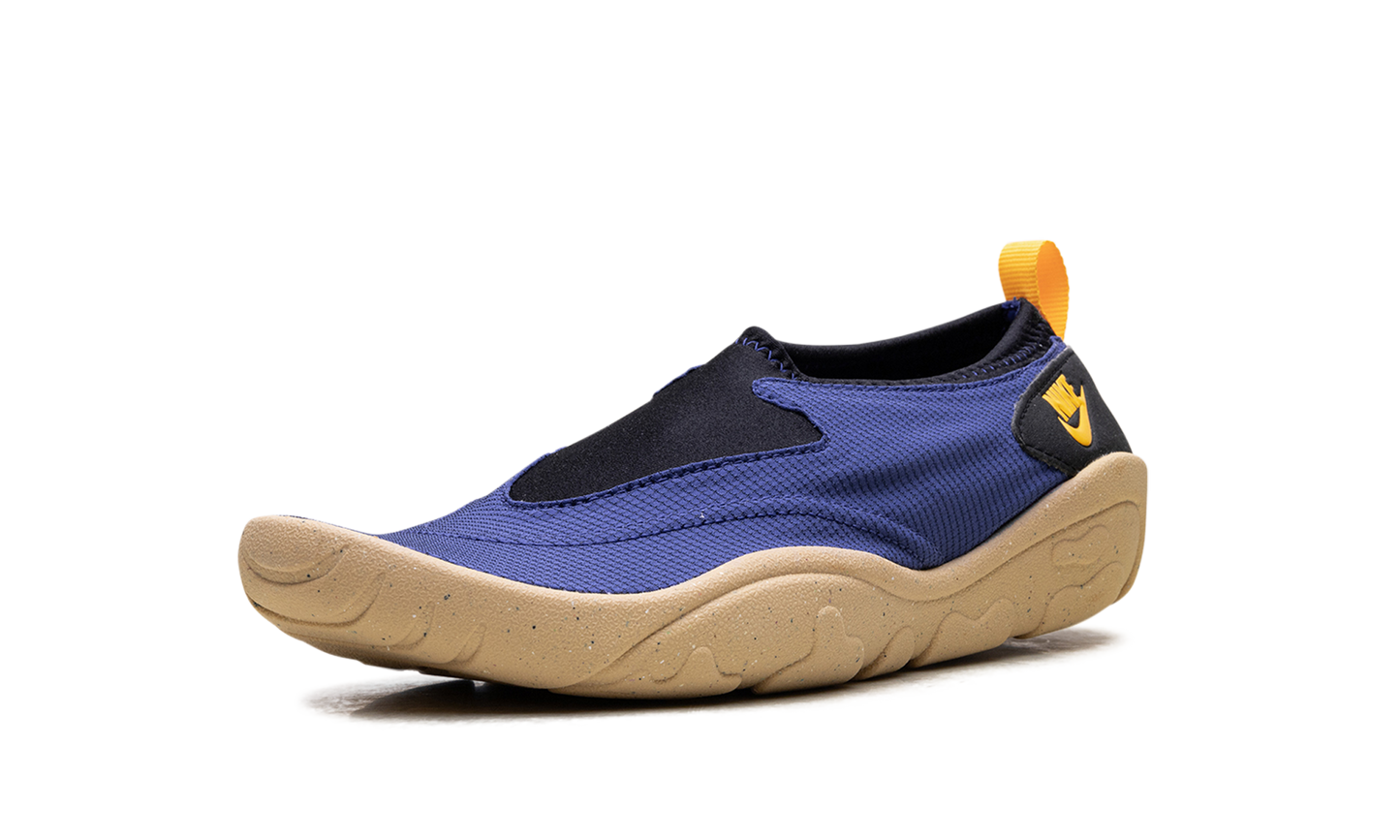 Aqua Turf "Deep Night Laser Orange Gum"