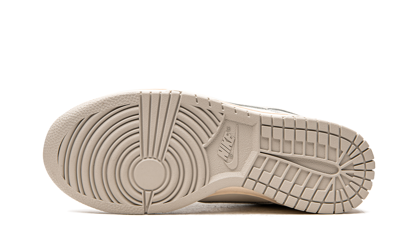 DUNK LO MNS WMNS "Light Bone"