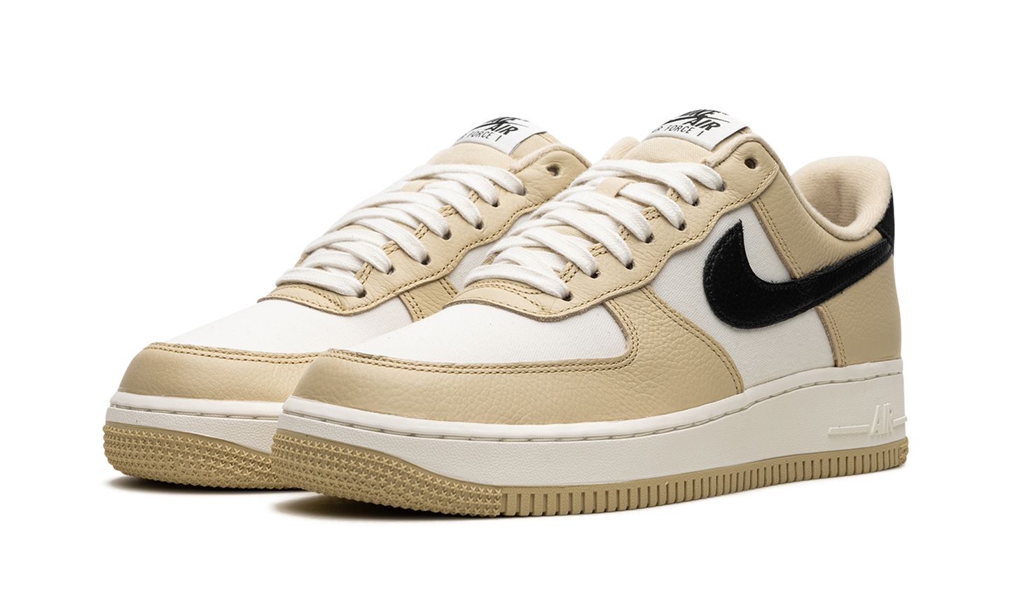 Air Force 1 '07 LX Low "Team Gold"