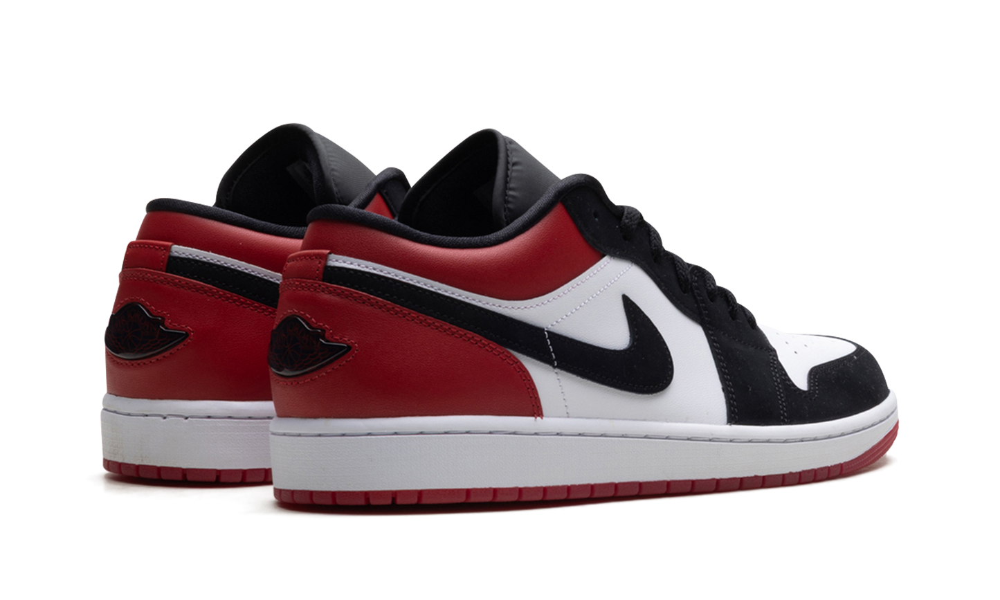 Jordan 1 Low SE "Black Toe (2025)"