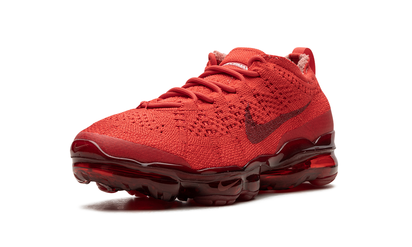 Air Vapormax 2023 Flyknit "Track Red"