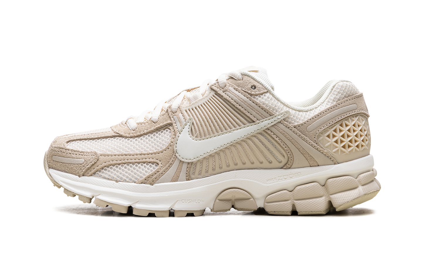 Zoom Vomero 5 WMNS "Beach Light Khaki"