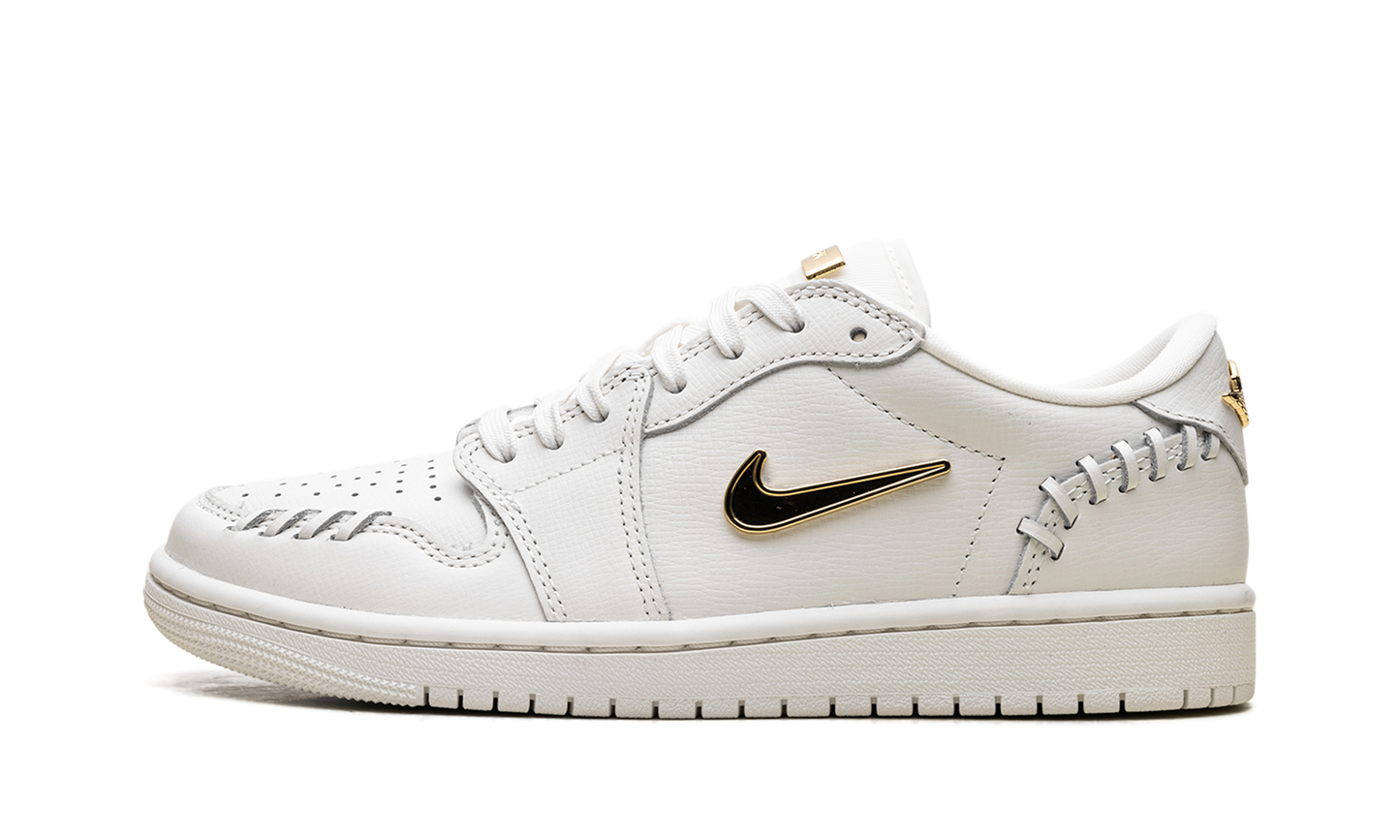 Jordan 1 Low WMNS "Method of Make Sail Metallic Gold"