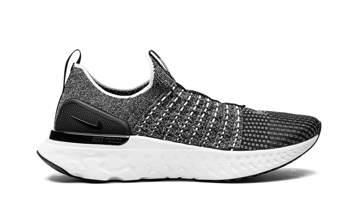 REACT PHANTOM RUN FK 2 MNS WMNS "Oreo"