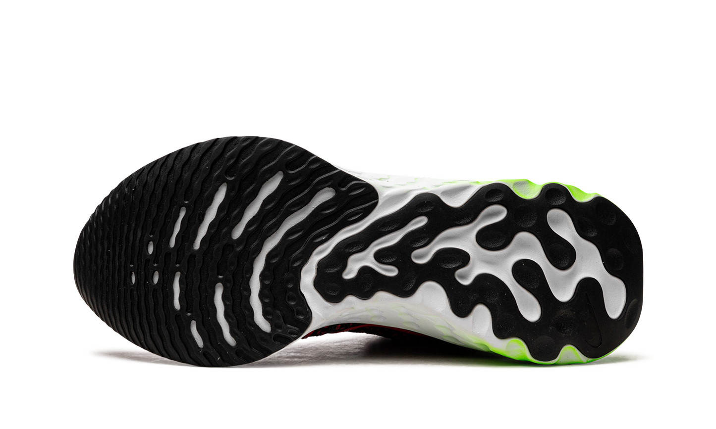 React Infinity Run Flyknit 3