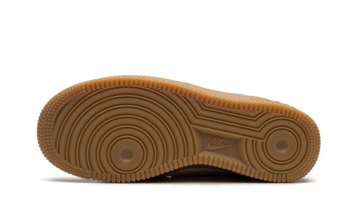 AIR FORCE 1 LO WMNS "Pearl Pink/Gum"