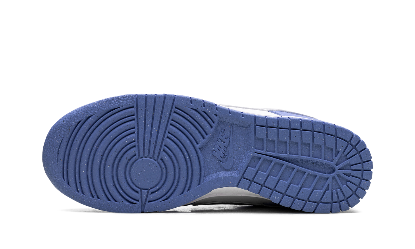 Dunk Low WMNS "Royal Purse"