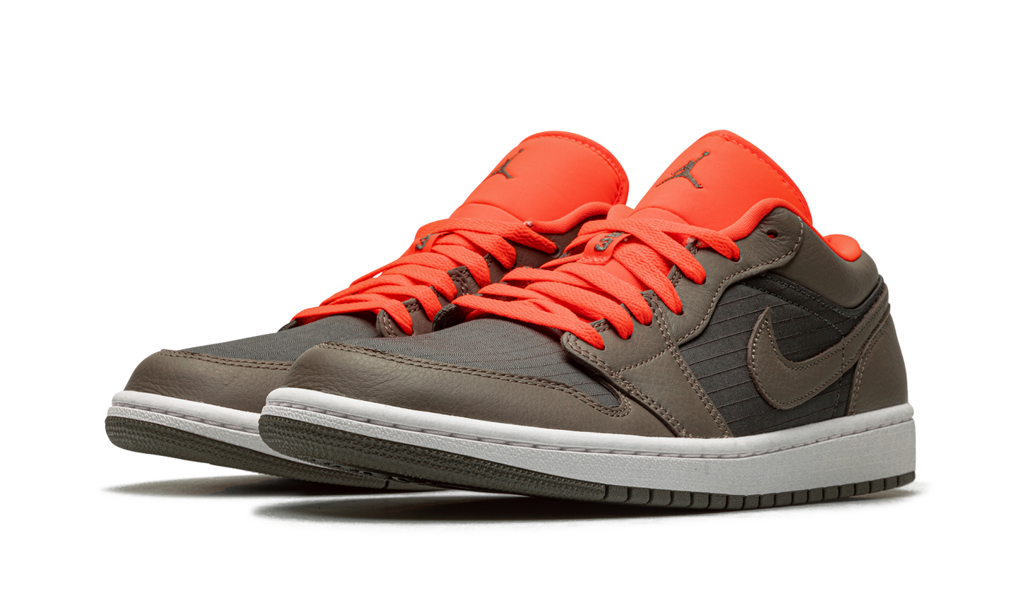 AIR JORDAN 1 LO SE WMNS "Black / Olive/ Bright Crimson"