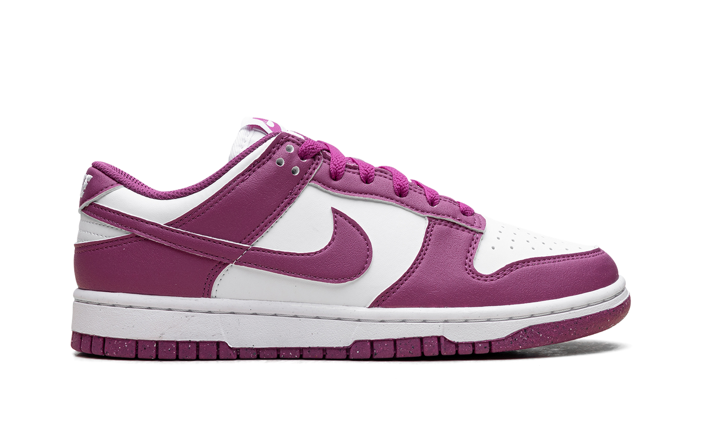 Dunk Low Next Nature WMNS "Hot Fuchsia"