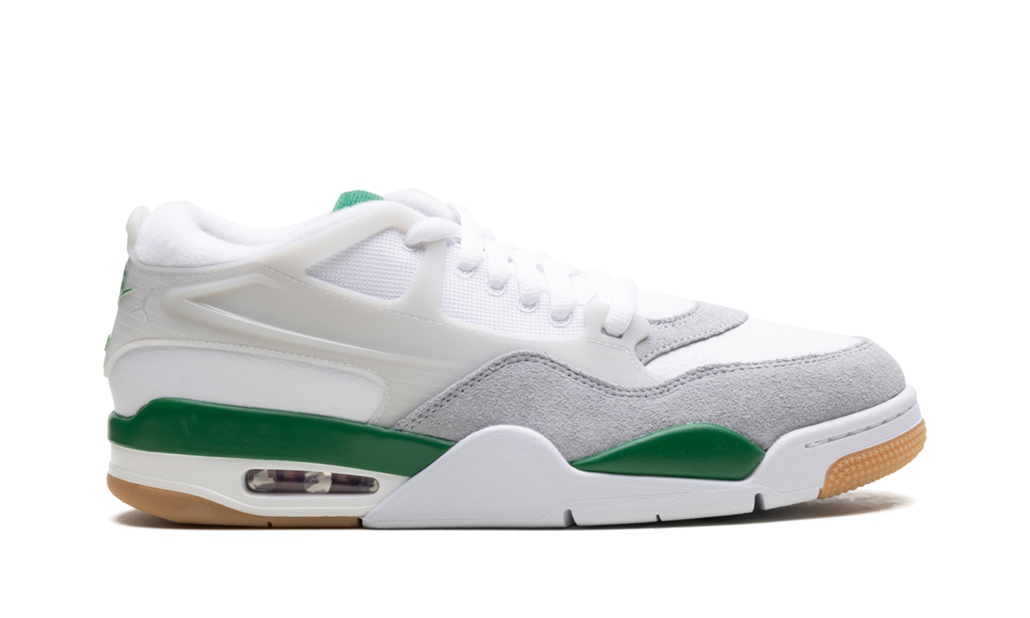 Air Jordan 4 RM "Pine Green"