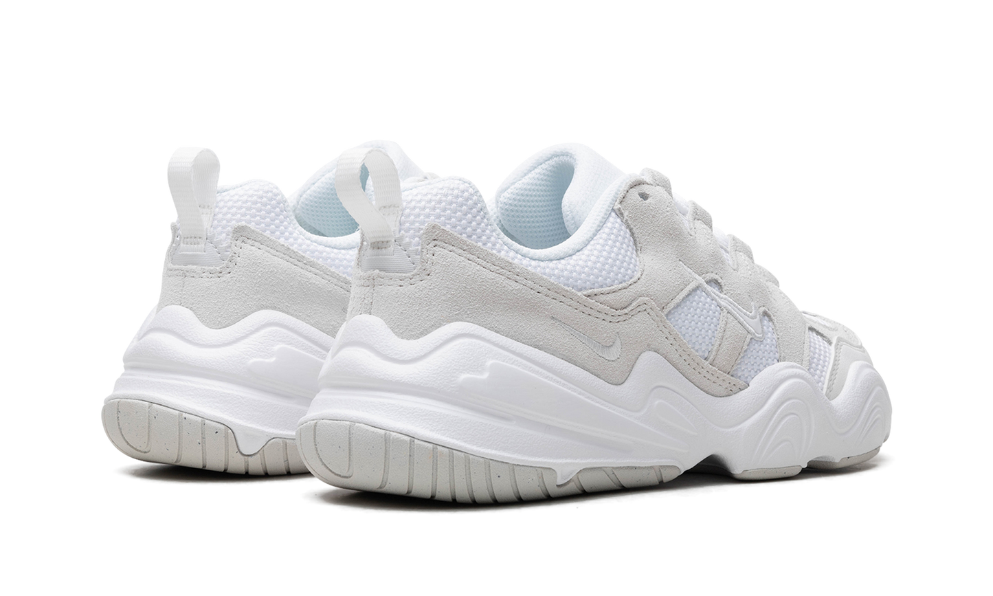 TECH HERA WMNS "White Photon Dust"