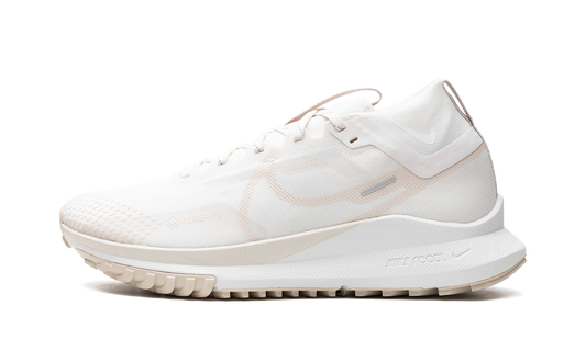 React Pegasus Trail 4 GTX "Phantom"