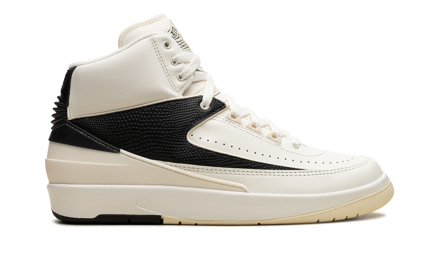 Jordan 2 Retro WMNS "Sail Black"
