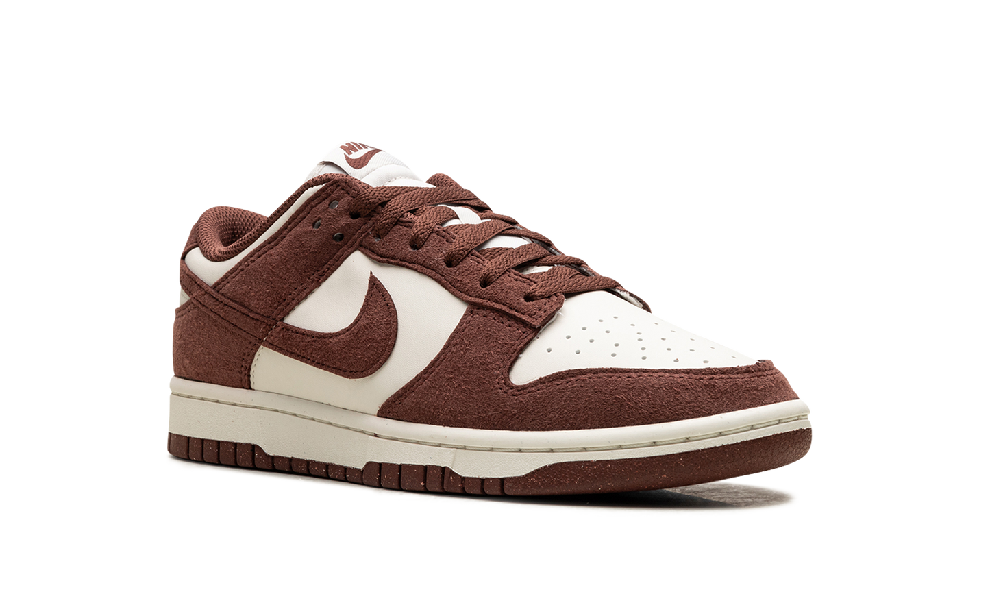 Dunk Low Next Nature WMNS "Red Sepia"