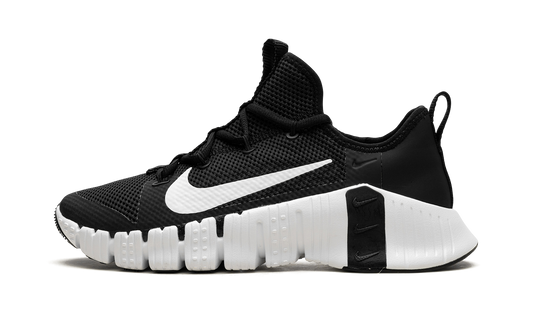 FREE METCON 3 WMNS "Black / White"