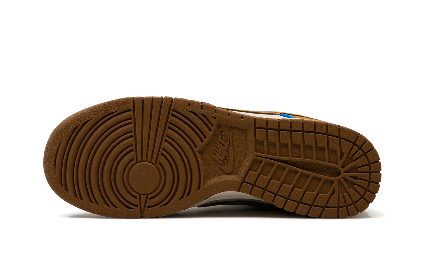 Dunk Low "Light British Tan"