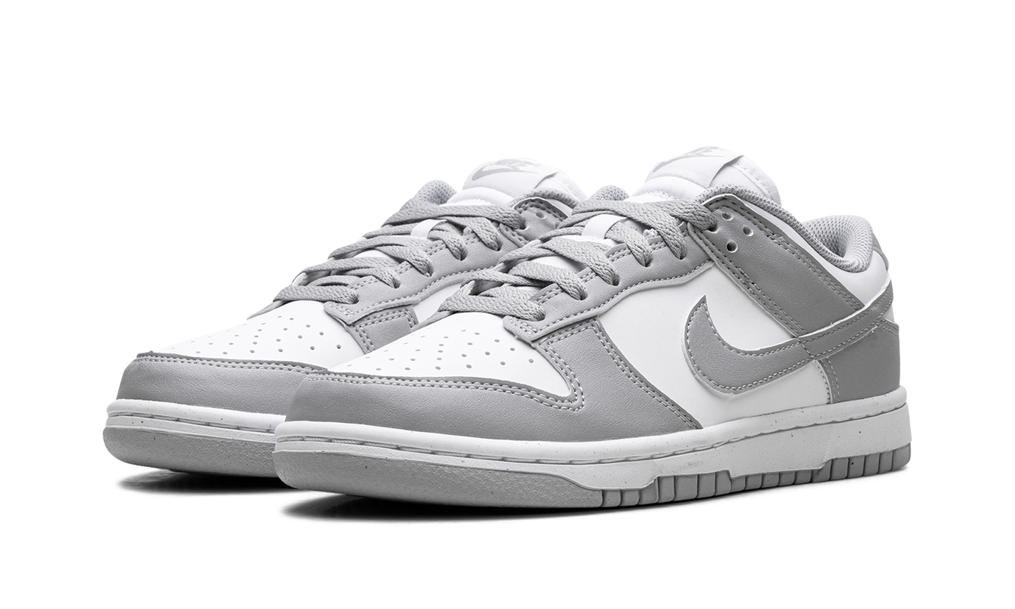 Dunk Low Next Nature WMNS "Light Smoke Grey"