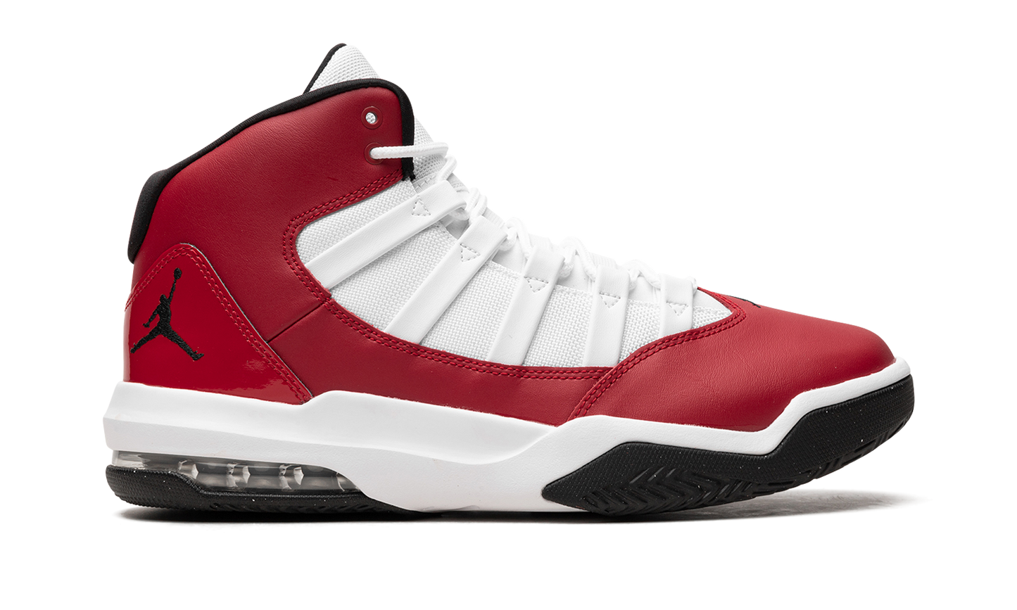Jordan Max Aura "Gym Red"