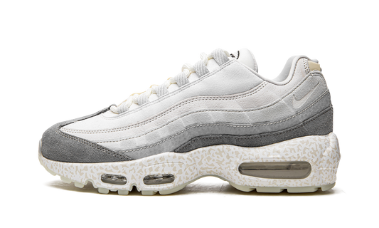Air Max 95 QS "Light Bone-Glow in the Dark"