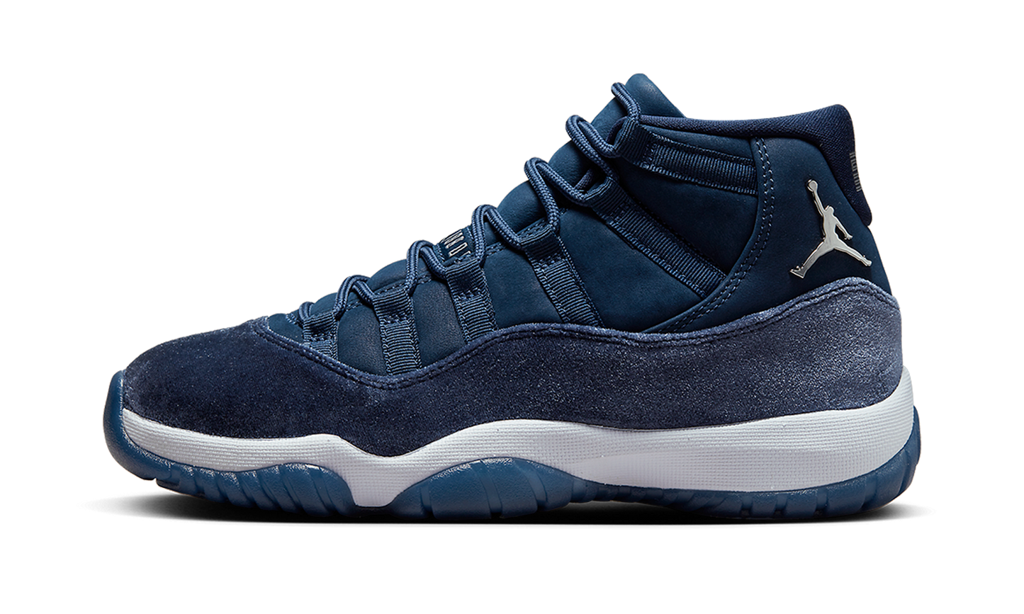 AIR JORDAN 11 VELVET WMNS "Midnight Navy"
