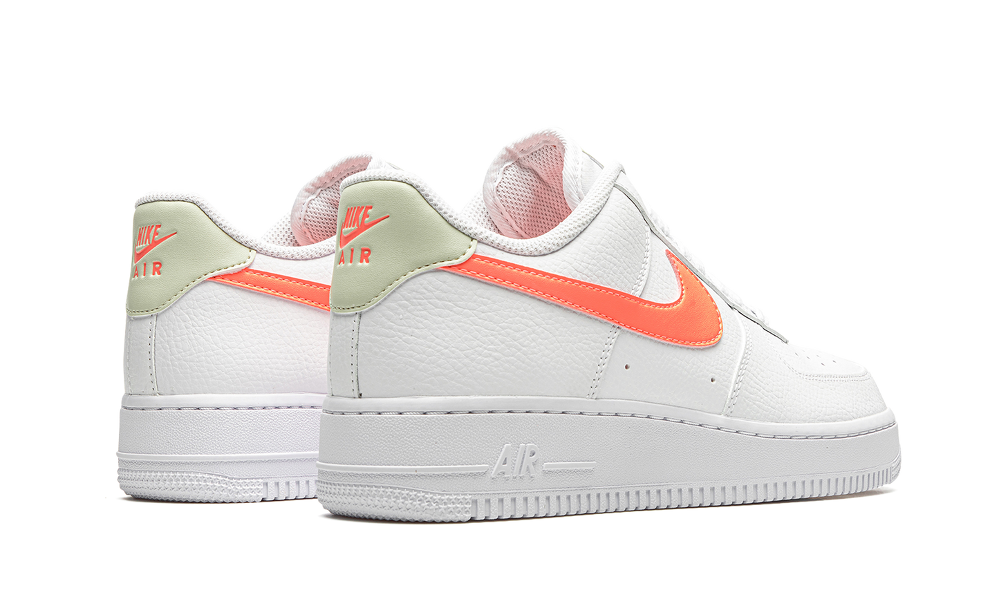 AIR FORCE 1 07 MNS WMNS "ATOMIC PINK"
