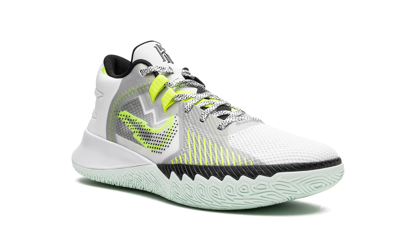 Kyrie Flytrap V