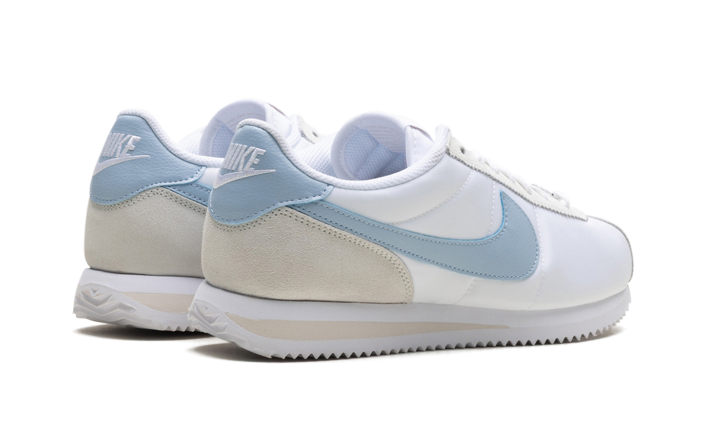Cortez WMNS "White/Light Armory Blue/Light Orewood Brown"