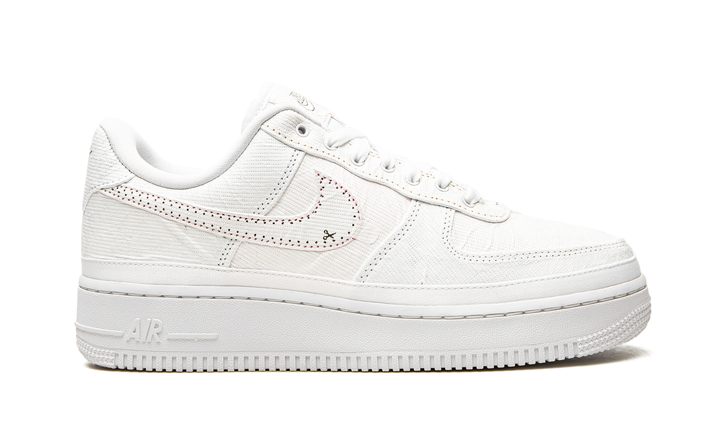 AIR FORCE 1 LO LX WMNS "Reveal"