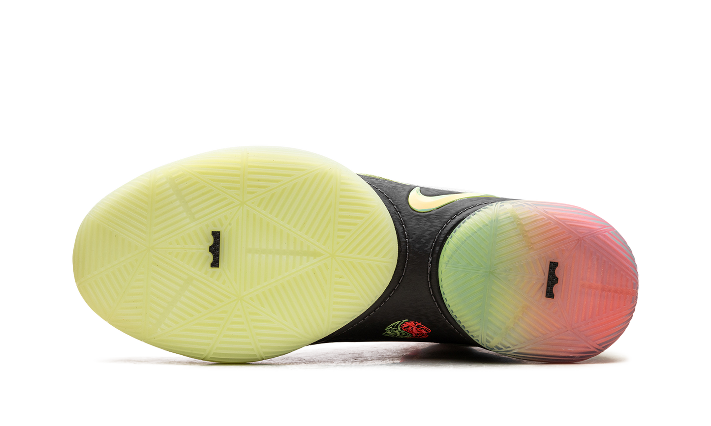 LeBron 22 "Crown Jewel"