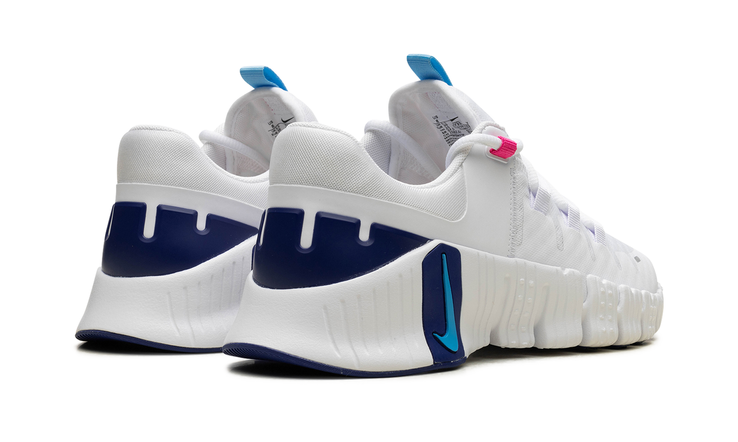 FREE METCON 5 WMNS "WHITE AQUARIUS BLUE"