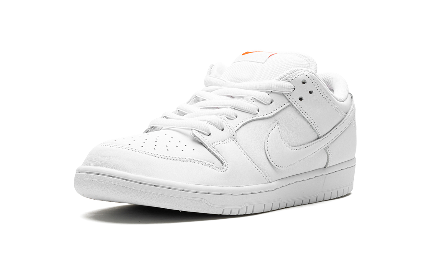 SB Dunk Low Pro "Triple White"