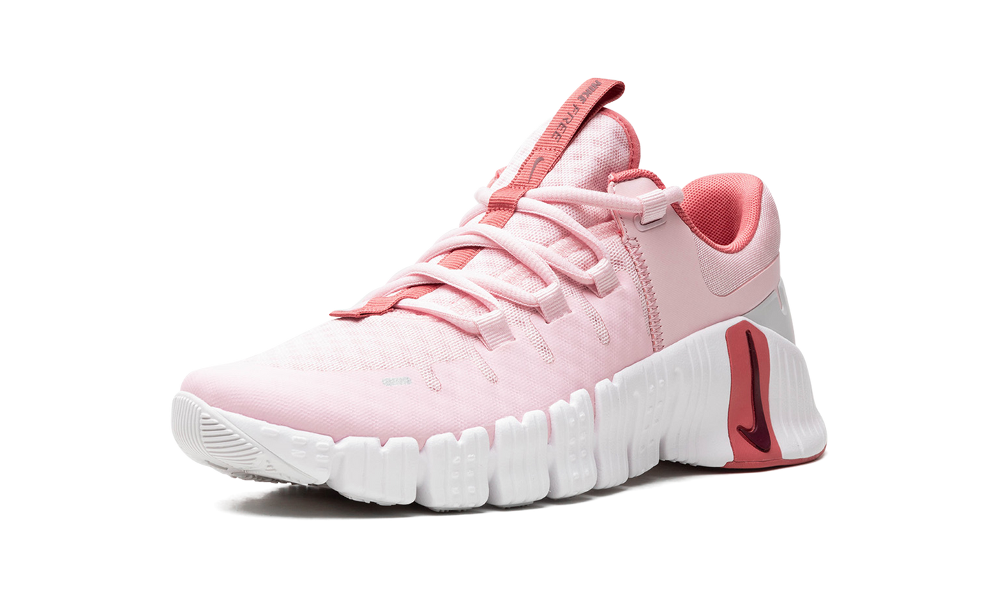 Free Metcon 5 WMNS "Pink Foam"