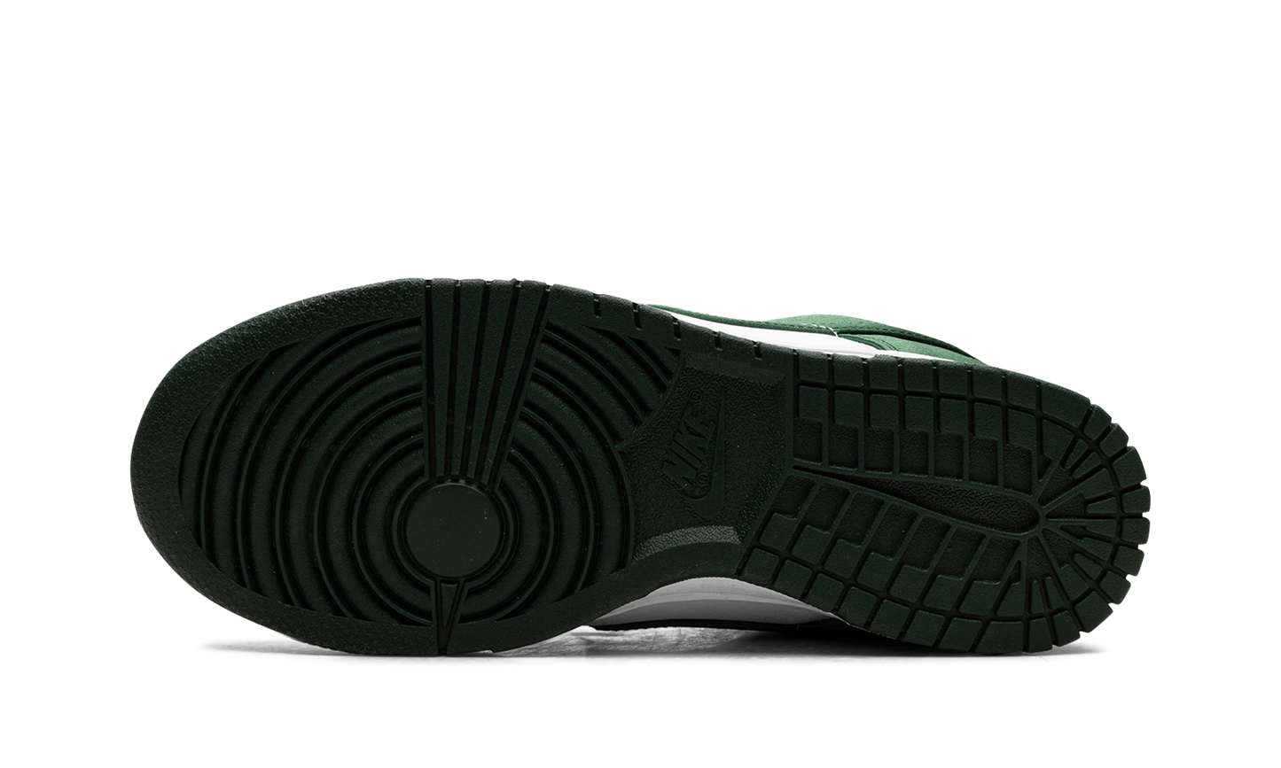 DUNK LOW WMNS "Green Satin"