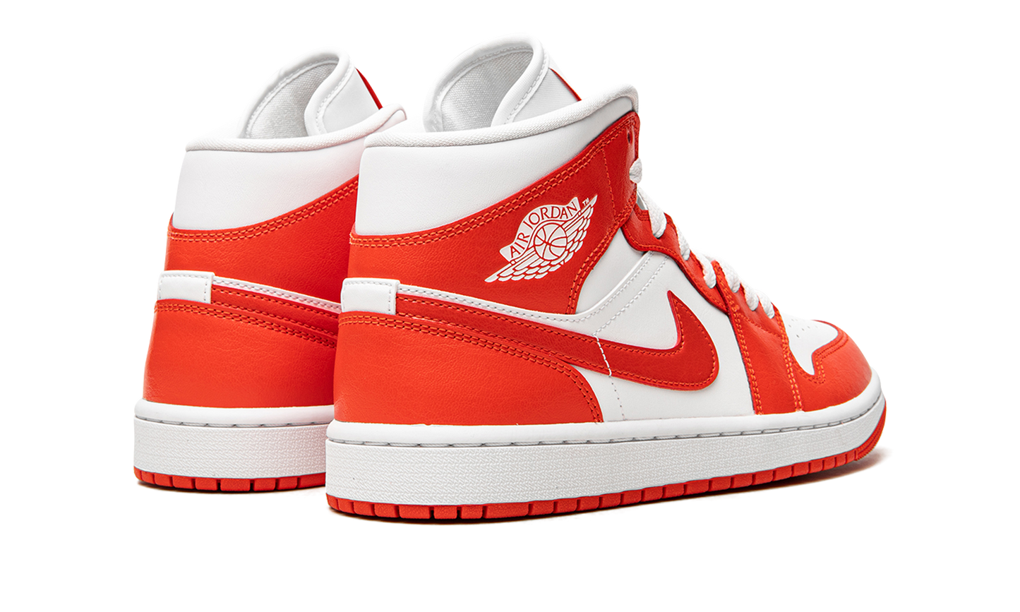 AIR JORDAN 1 MID WMNS "Habanero Red"